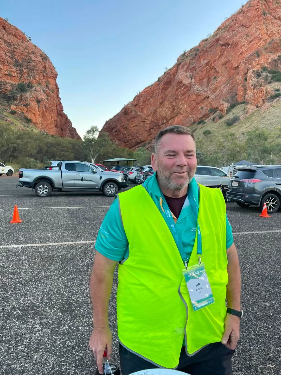 An Alice Springs Masters Games volunteer at Simpsons Gap 